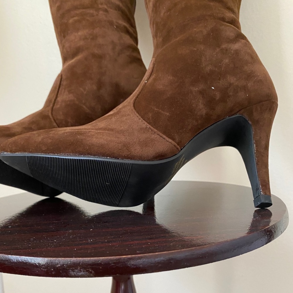 Boots - Picture 3 of 4